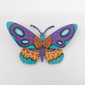 Mariposa pequeña colorida